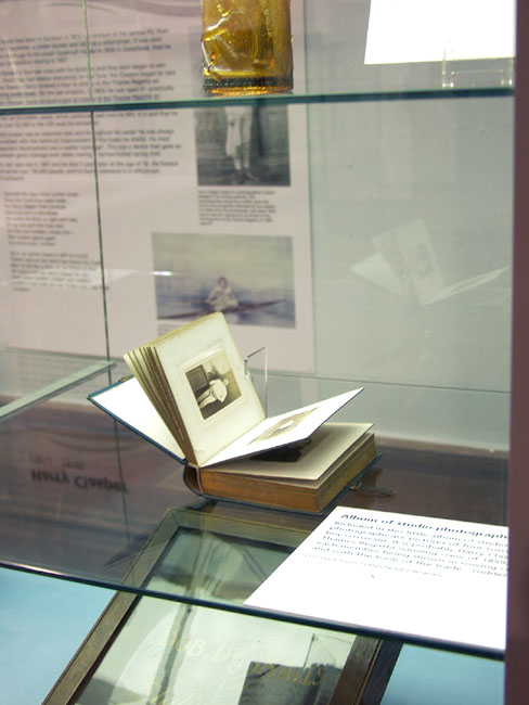 Clas_Ship_Display_Cabinet_Book